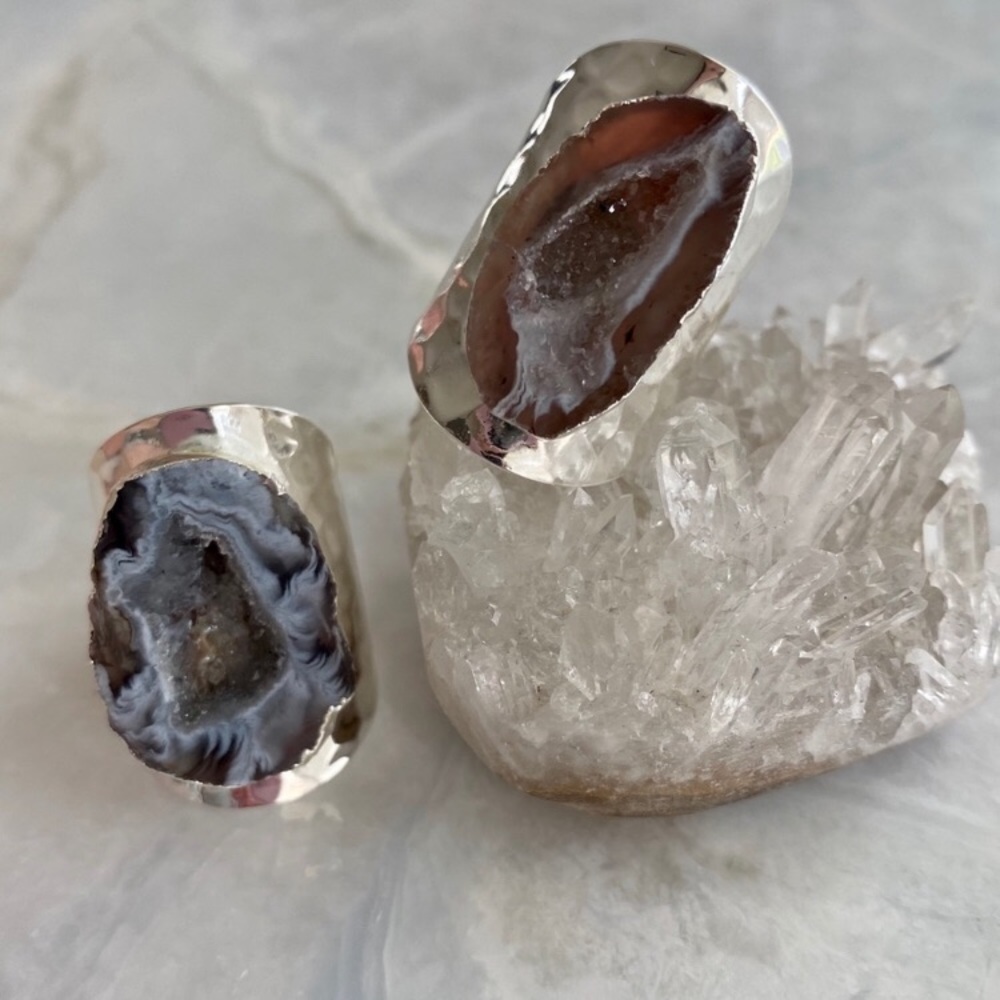 ❗️LAST❗️Hammered Silver Raw Geode Ring - Picture 2 of 7